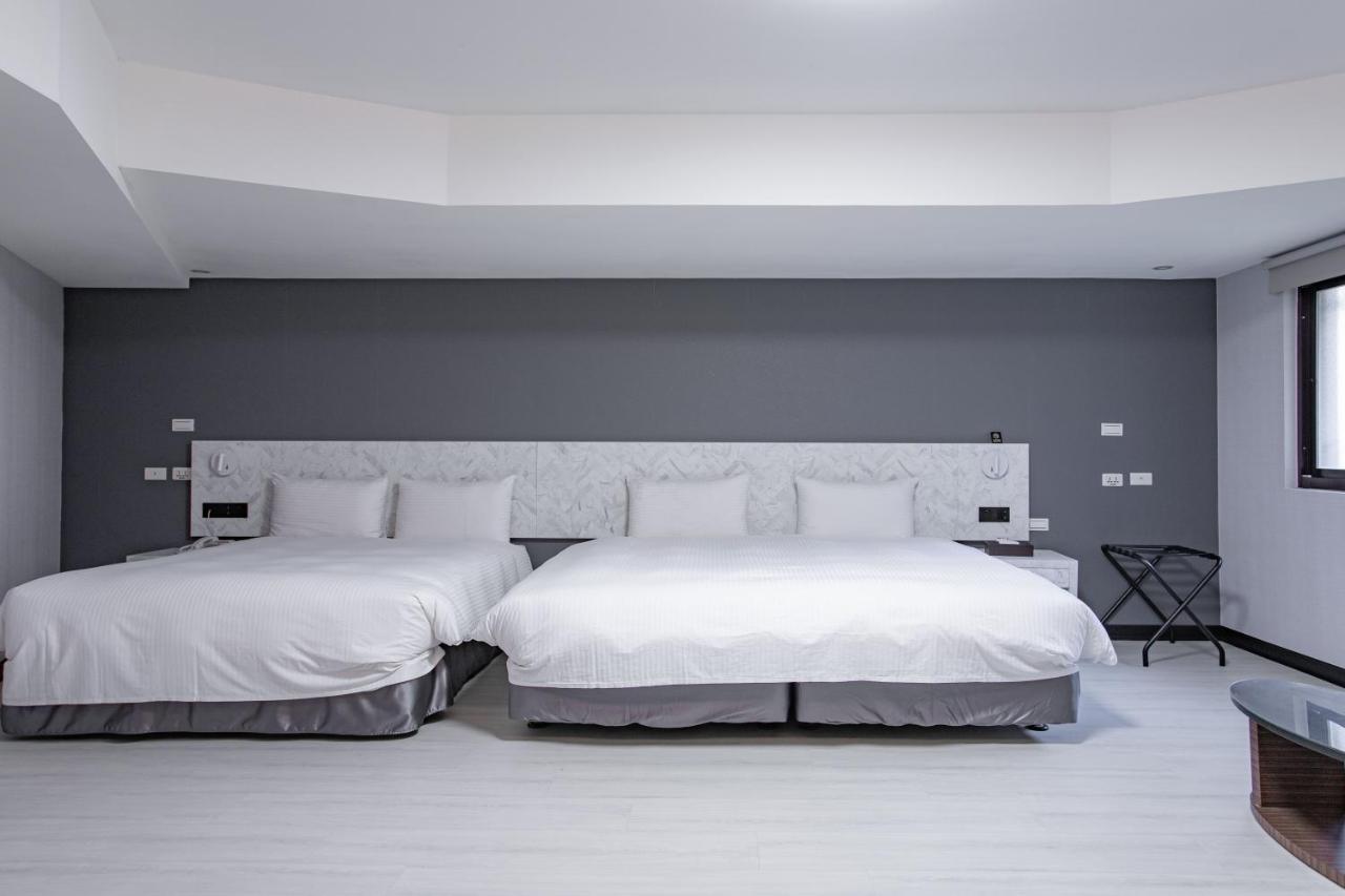 Hub Hotel - Songshan Airport Branch Taipei Eksteriør billede