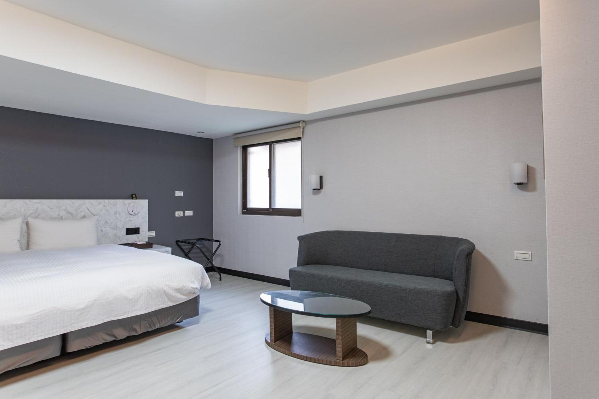 Hub Hotel - Songshan Airport Branch Taipei Eksteriør billede